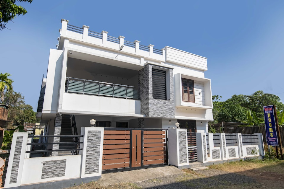 OYO 69704 Varna Beach Residency, Alappuzha Town Alappuzha, Alappuzha