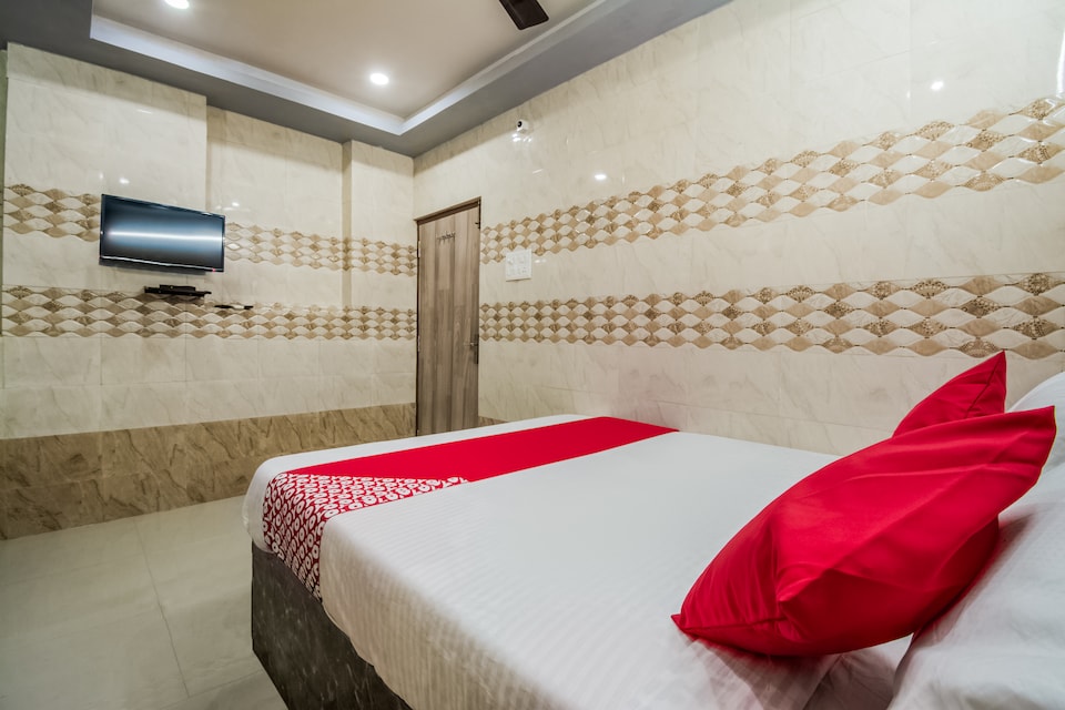 Hotel O Y2  Grand, Governorpet Vijayawada, Vijayawada