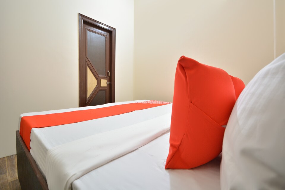 OYO 69746 Jyoti Residency, Golden Temple Road Amritsar, Amritsar