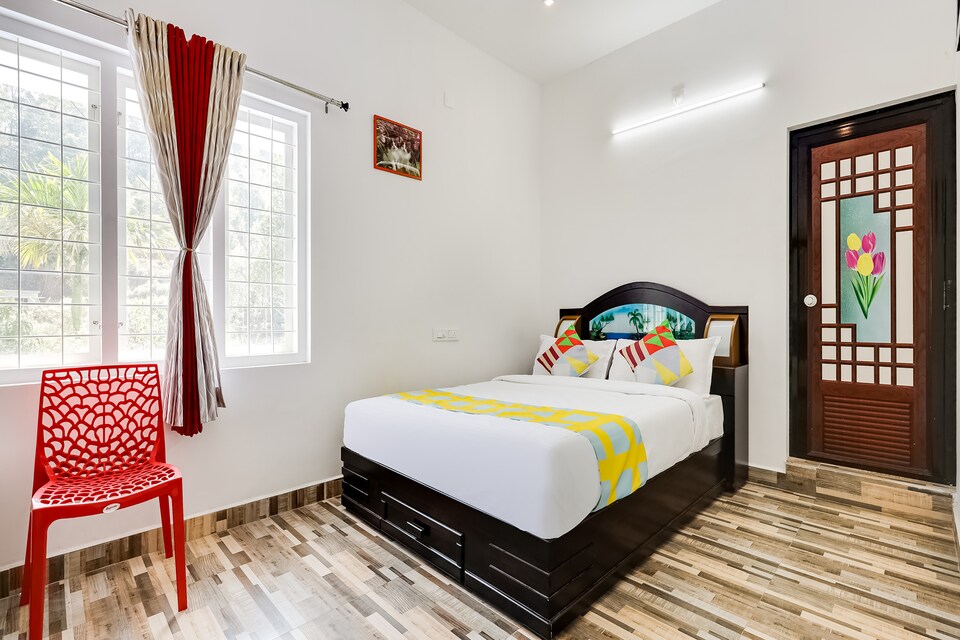 OYO Home 69756 Rose Garden , Anachal, Munnar