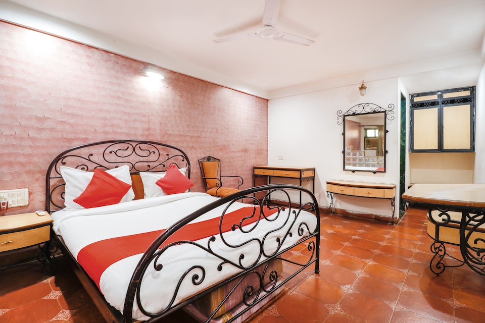 OYO 69786 Neetas Pushkar Mela Resort, Kalyan-Asangaon-Titwala- Kasara, Mumbai