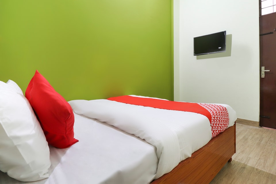 OYO Hotel Limewood, Meerut, Meerut