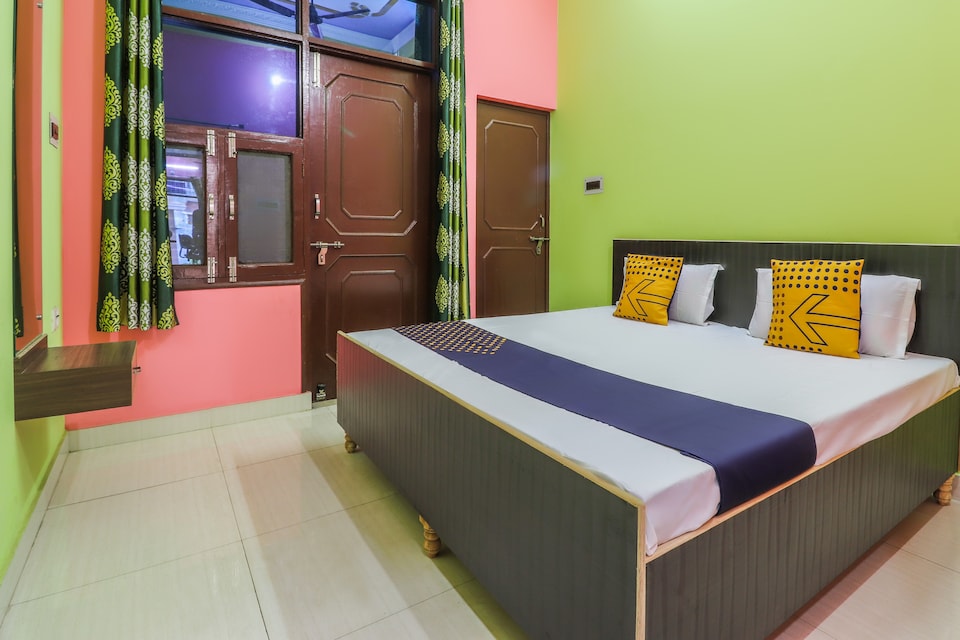 SPOT ON 69803 Utsav Villa, Charbagh Lucknow, Lucknow