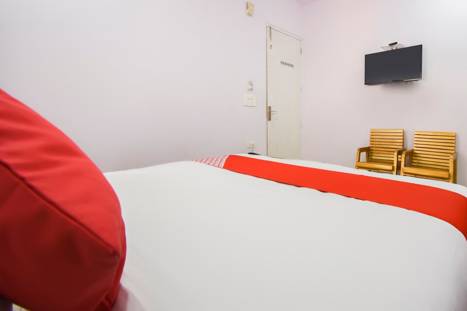 OYO 69817 Hotel Manav Dev, Har Ki Pauri Haridwar, Haridwar