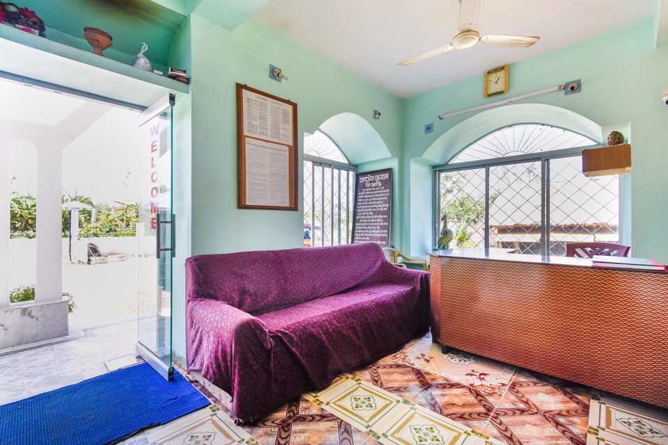 SPOT ON 69822 Prince Palace, Secunderabad Railway Station, Hyderabad