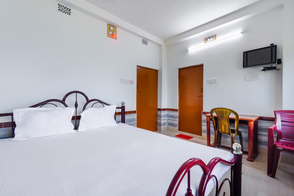 SPOT ON 69822 Prince Palace, Secunderabad Railway Station, Hyderabad