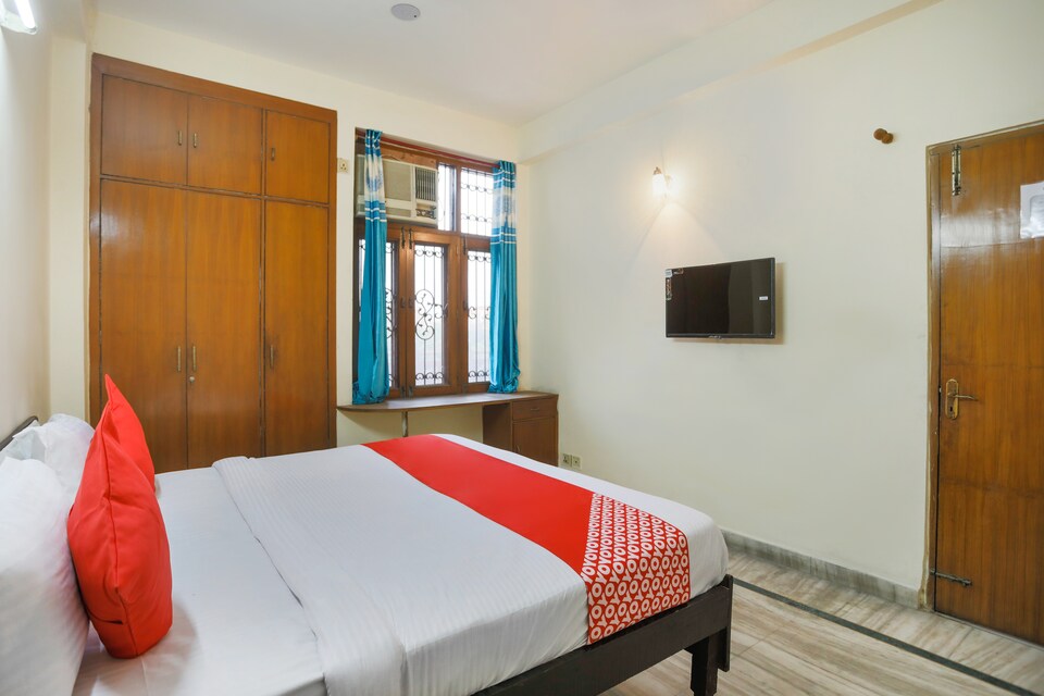 OYO N G Palace, Noida Stadium, Noida