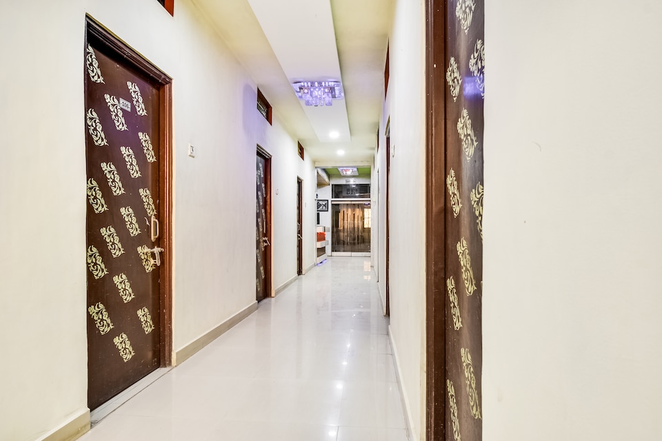 Hotel O Hotel Aryan, Khamgaon, Buldhana