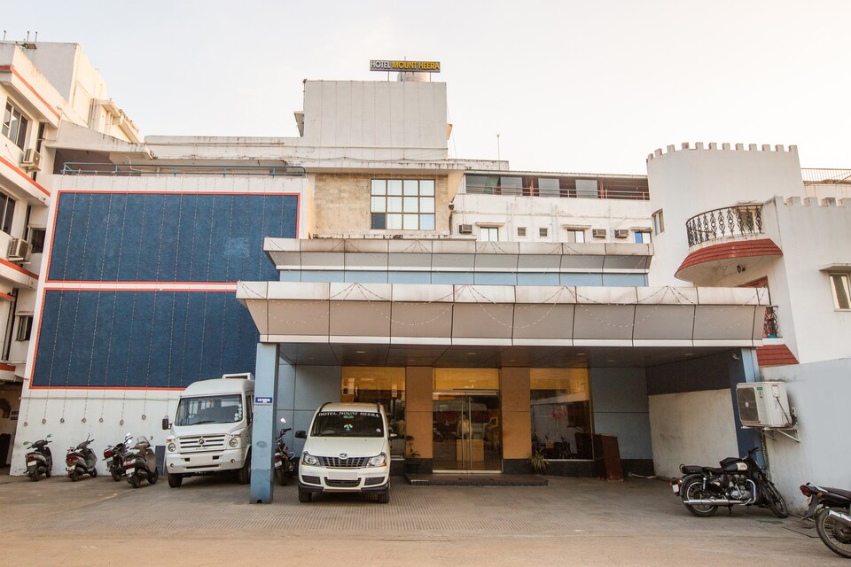 Capital O 69831 Hotel Mount Heera, Airport Chennai, Chennai