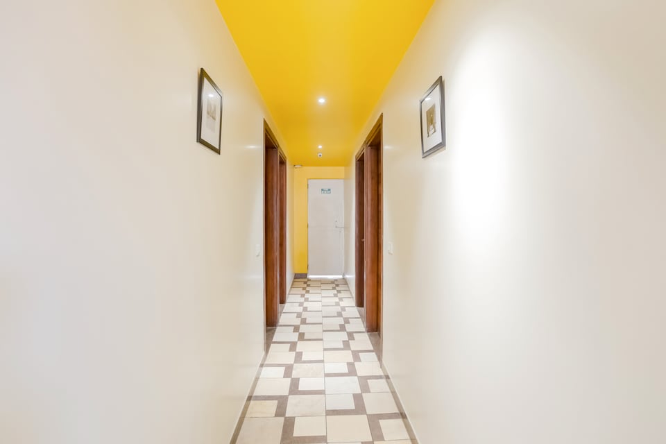 Hotel O Marigold, Anand Vihar Delhi, Delhi