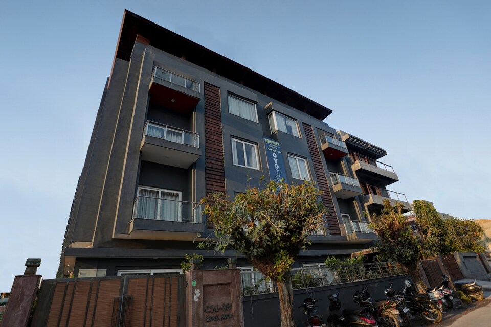 Live as NOD699, Noida City, Noida