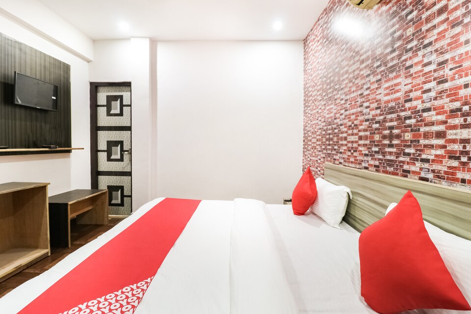 OYO 69861 Blue Sapphire , Faridabad, Faridabad