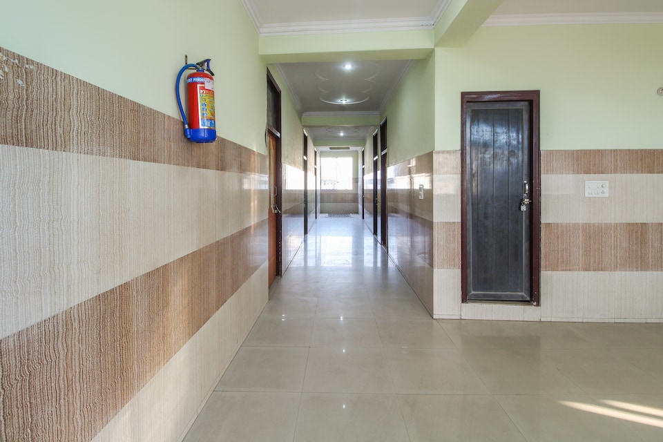 OYO 69869 Keshavanand Dham, Iskcon Vrindavan, Vrindavan