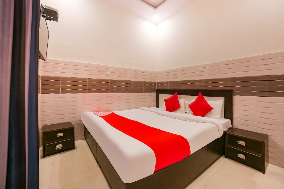 OYO 69885 Noor Residency , GT Road Panipat, Panipat