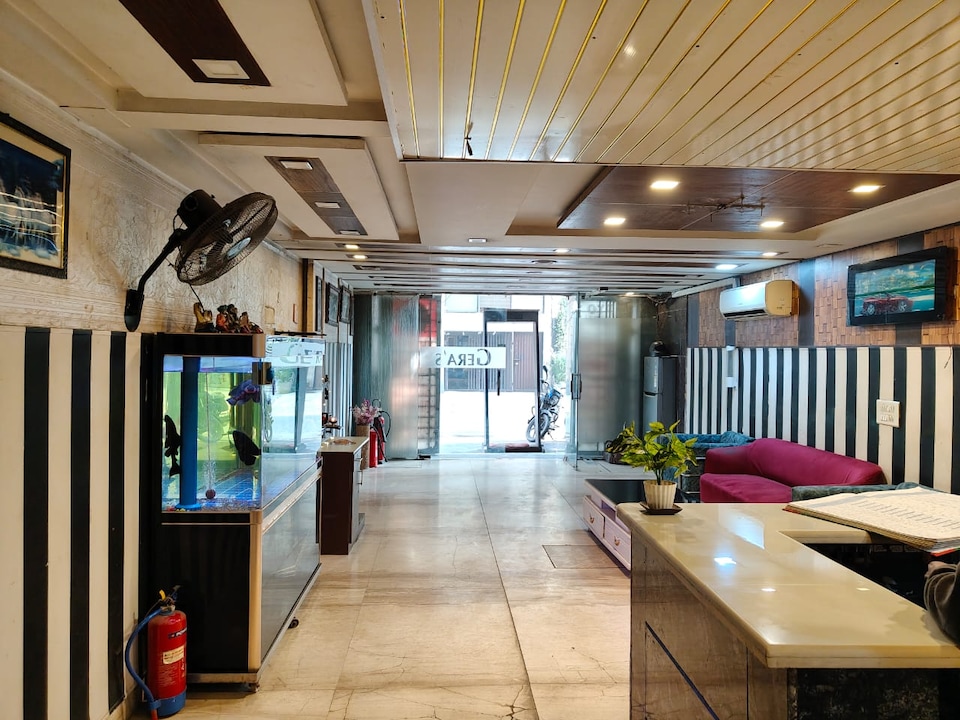 Collection O Kalka Ji Formerly Hotel Gera, Kalkaji Delhi, Delhi