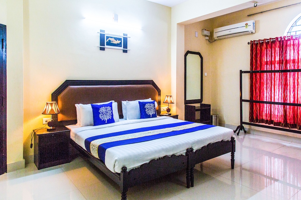 OYO Rooms 117 Palarivattom NH Bypass, Kaloor Kochi, Kochi