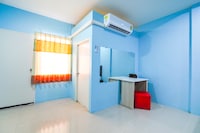 OYO 622 Sixsense Hotel