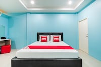 OYO 622 Sixsense Hotel