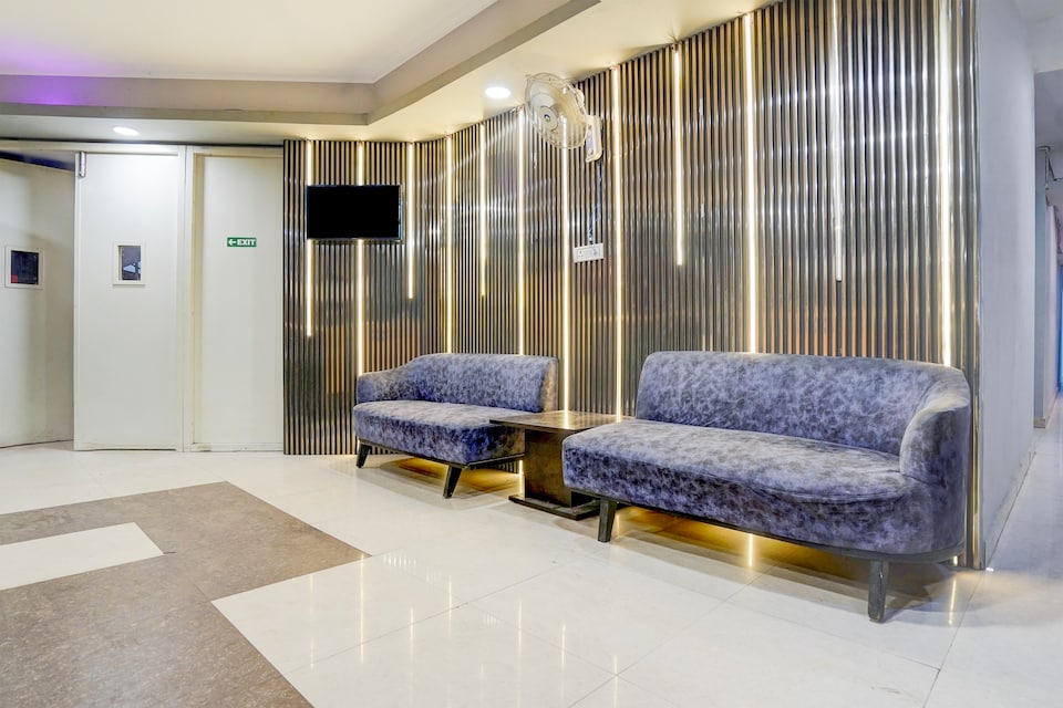 Townhouse Patparganj Near Max Super Speciality Hospital, Anand Vihar Delhi, Delhi