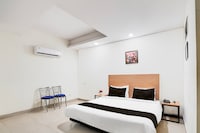 Super Townhouse Patparganj Near Max Super Speciality Hospital