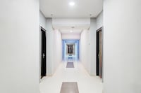 Townhouse Patparganj Near Max Super Speciality Hospital