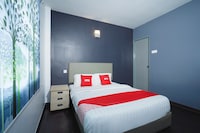 OYO 89895 Senses Budget Hotel 