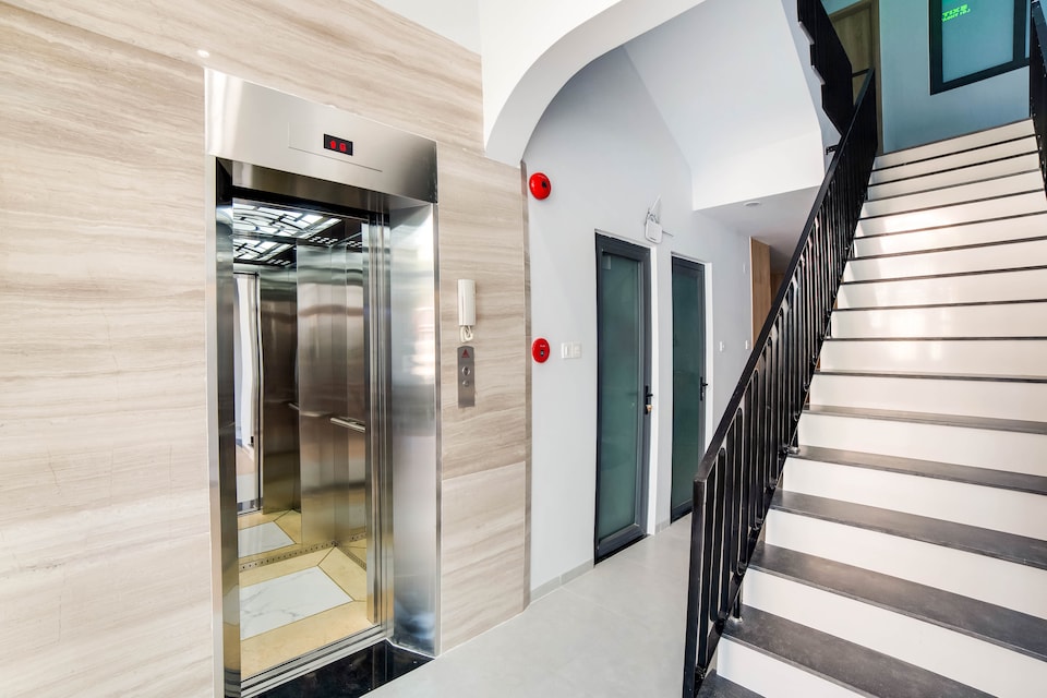OYO 933 Chez Nous Boutiques , Vinh Hoa, Nha-Trang