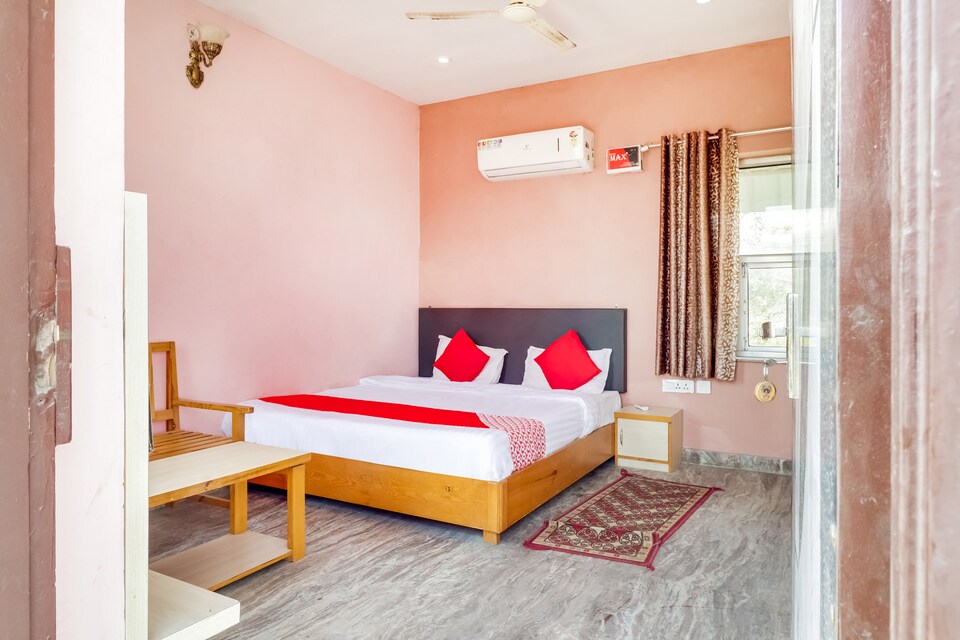 OYO 69947 Hotel Apna Village Resort & Restaurant, Vaishali Nagar Jaipur, Jaipur