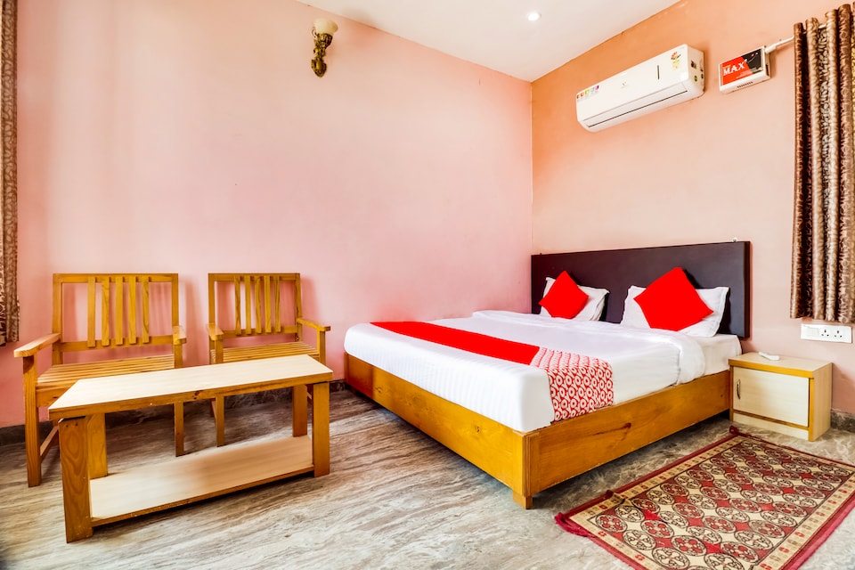 OYO 69947 Hotel Apna Village Resort & Restaurant, Vaishali Nagar Jaipur, Jaipur