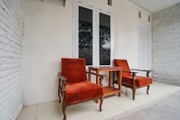 OYO 2937 Nindy Homestay 2