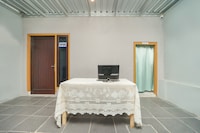 OYO 2937 Nindy Homestay 2