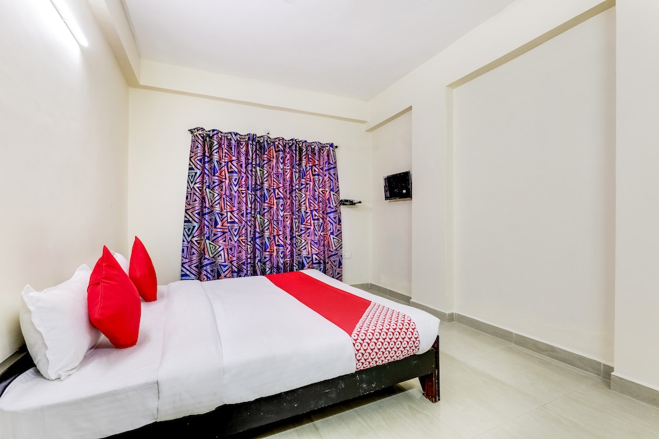 OYO 69995 Alankar Tower, MP Nagar Bhopal, Bhopal