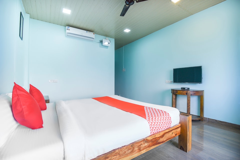 OYO 70002 Hotel Hill View, Bavdhan Pune, Pune