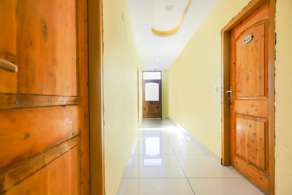 OYO 70014 Hotel The Aryan, Dharamshala, Dharamshala