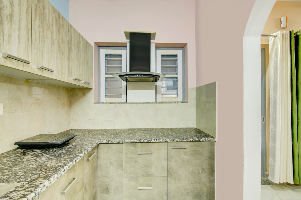 OYO Home 70023 Graceful 2bhk Sahastrdhara Road, Sahastradhara Road, Dehradun