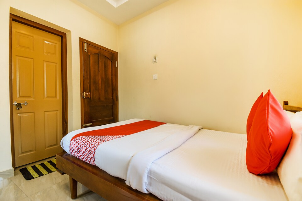 OYO 70028 Eden Inn, Thekkady, Thekkady