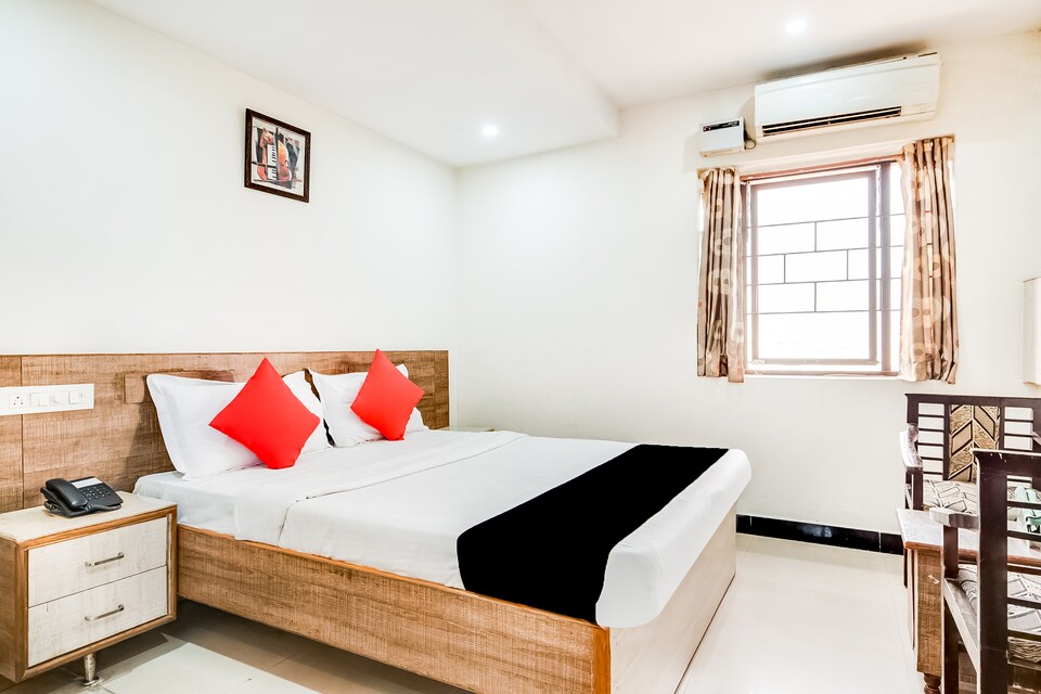 Capital O 70031 Hotel Sowbhagya, Transit Vizag, Visakhapatnam