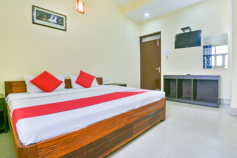 OYO 70036 Hotel Greenview, Siwan, Siwan