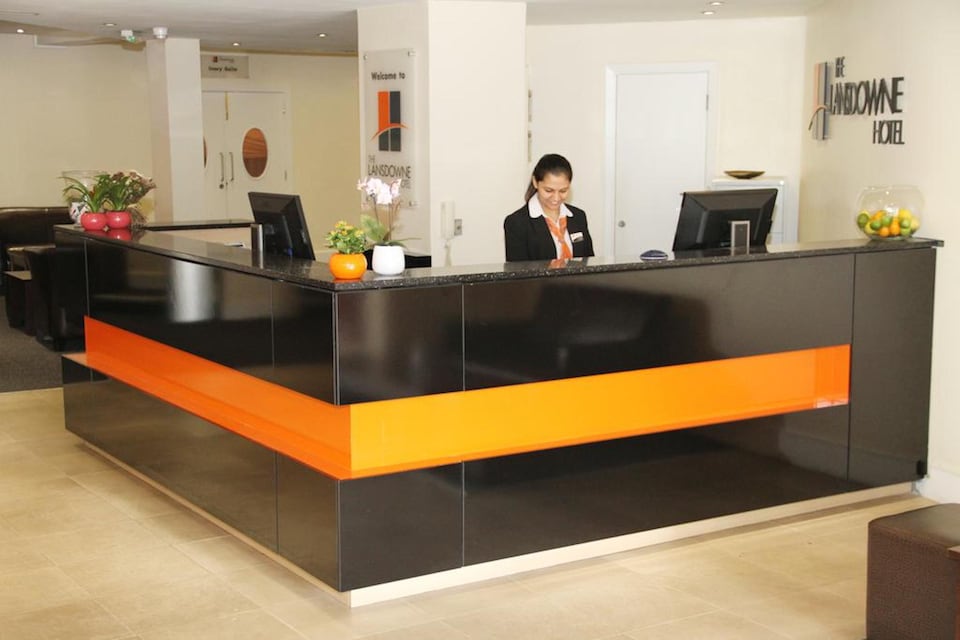 OYO Lansdowne Hotel, Croydon (Greater London), London