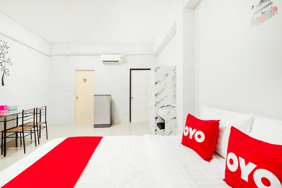 OYO 633 Plearn Plearn Villa, Sattahip Main Road P2, Chonburi