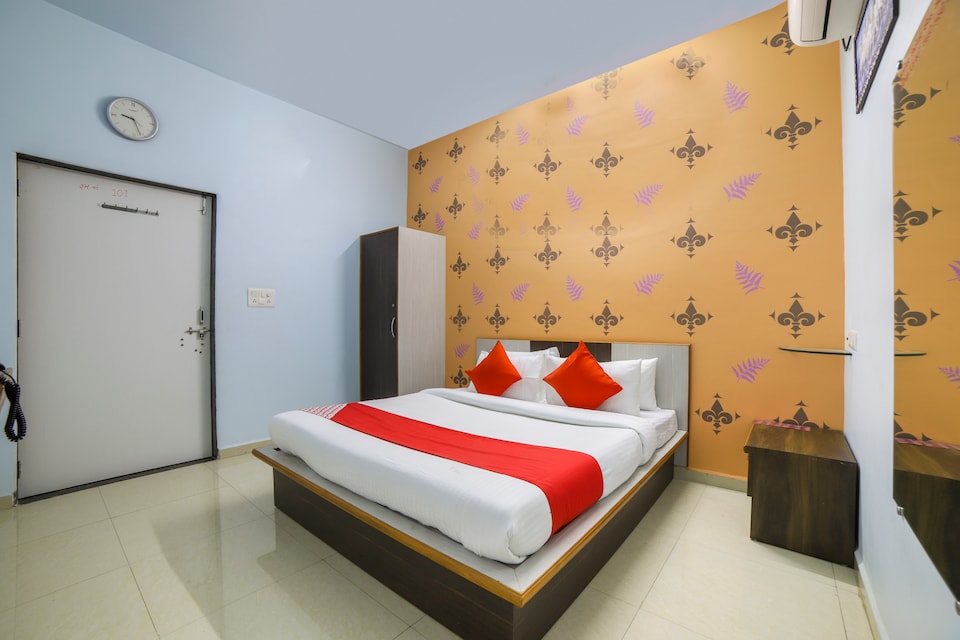 OYO 70063 Murlidhar Guest House, Mehsana, Mehsana