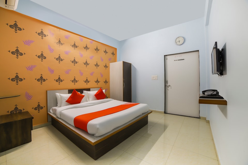 OYO 70063 Murlidhar Guest House, Mehsana, Mehsana