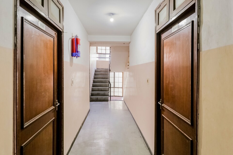 OYO 70072 City House, AIIMS Delhi, Delhi