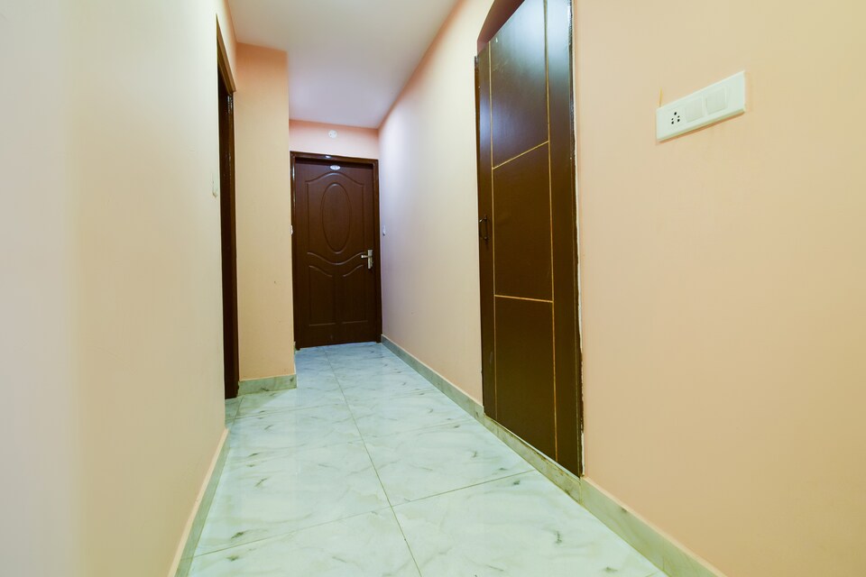 OYO 70073 Bhawani cottage, The Mall Road-Shimla, Shimla