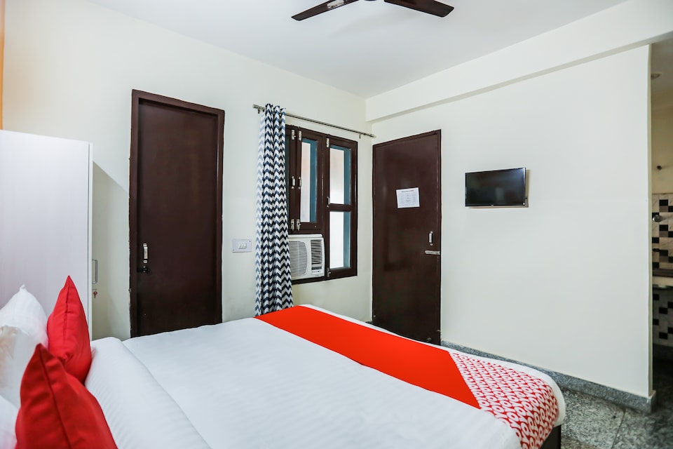 OYO Shivaay Residency Near Leisure Valley Park, Old Gurgaon, Gurgaon