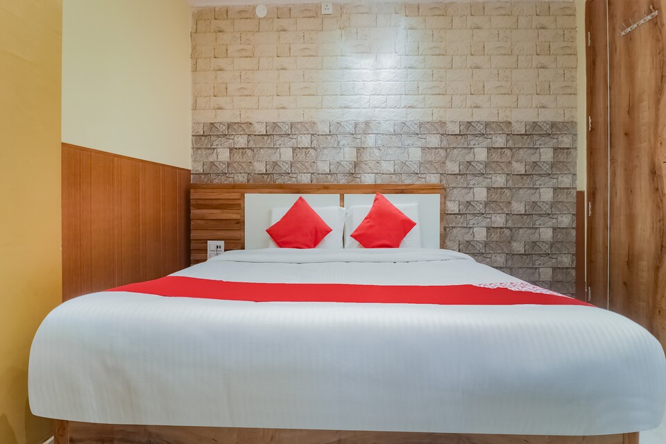 OYO 70090 Jugnu Hotel, Rohtak, Rohtak