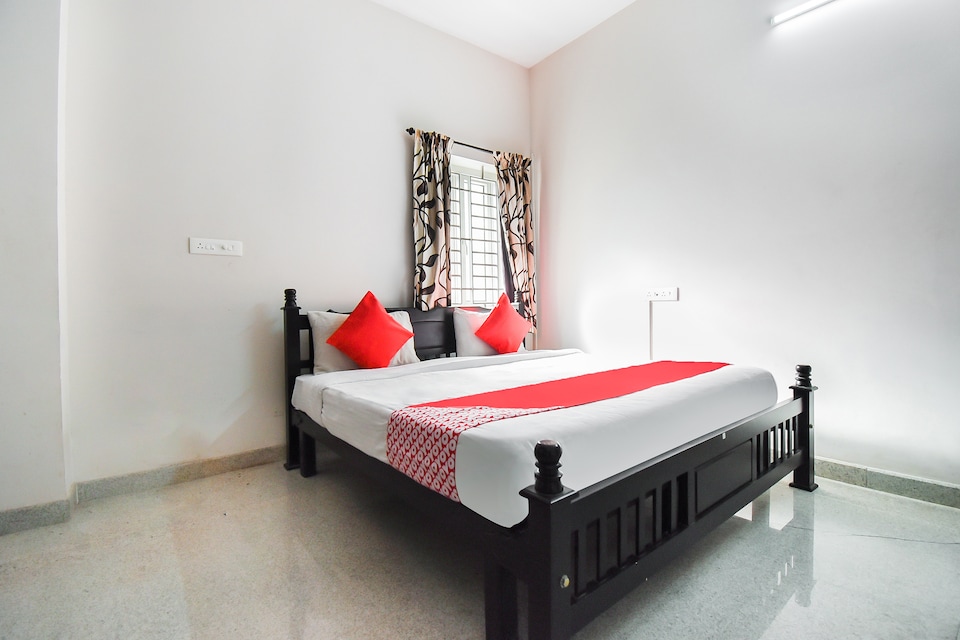 OYO 70094 Ukkadam Garden Residency, RS Puram Coimbatore, Coimbatore
