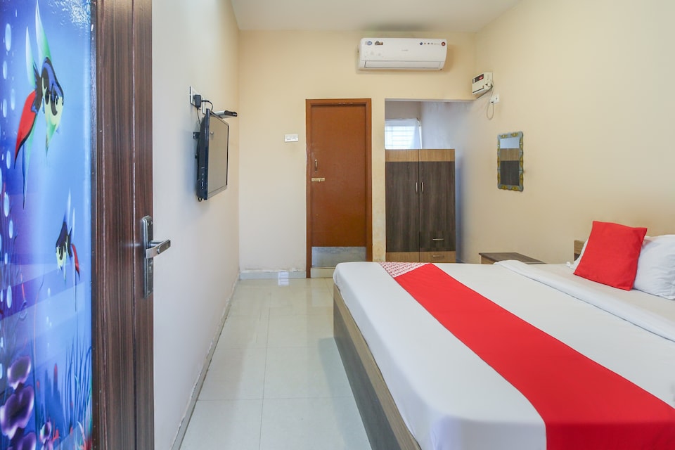 OYO 70095 Vel House Lodge, Villupuram, Villupuram