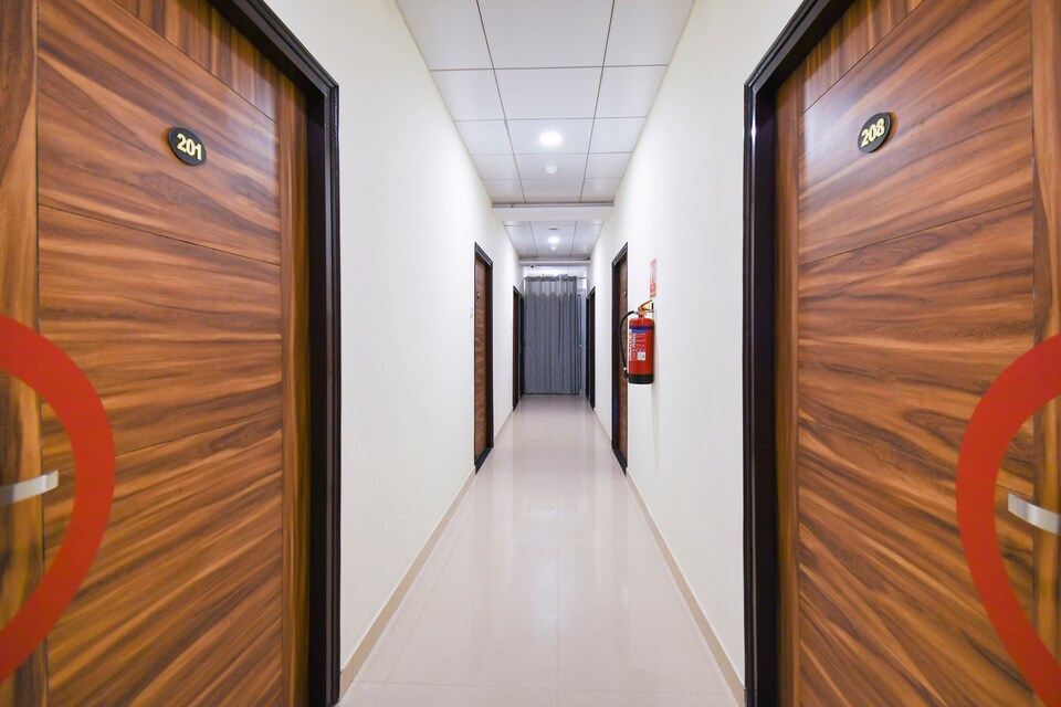 Capital O 70097 Sudha Inn, New High Court Lucknow, Lucknow