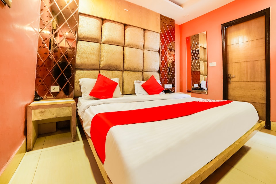 OYO 70101 Hotel Hridey Dx, Paharganj Delhi, Delhi
